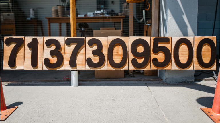 7137309500