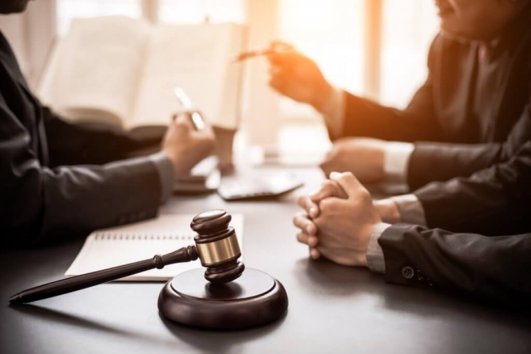 Understanding the Duty to Mitigate Damages in Contract Disputes